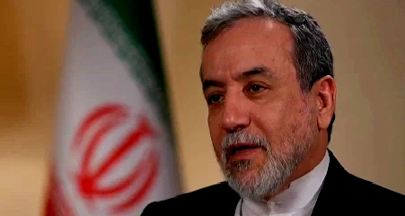 عراقجي: الولايات المتحدة ارتكبت كارثة باستهداف الفرقاطة الإيرانية وستندم على فعلتها 