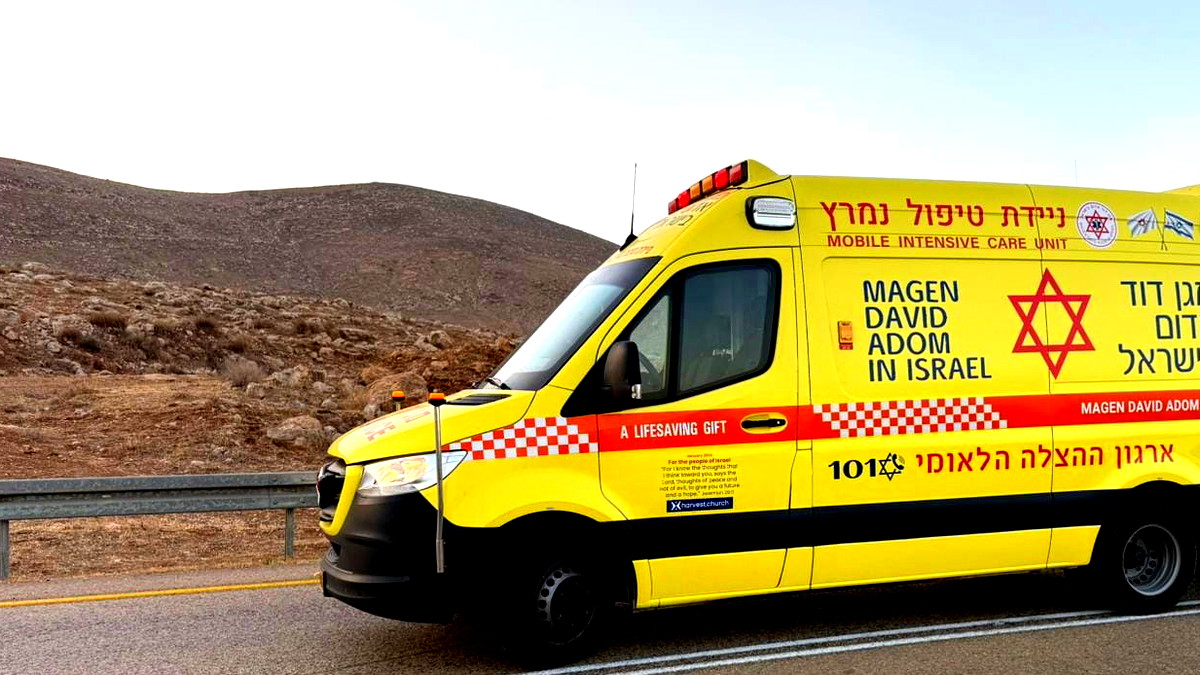 بئر السبع: إصابة 5 أشخاص بينهم شابة بحالة خطيرة إثر حادث طرق