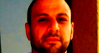 حين يتكلّم التراب 