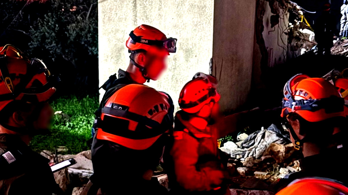 مناورة مفاجئة وواسعة للواء الإنقاذ الإسرائيلي في قرية كابول بالجليل الغربي