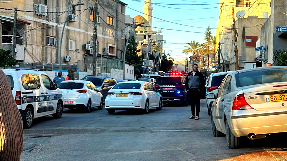 جسر الزرقاء: إصابة رجل بجروح خطيرة إثر تعرضه لجريمة إطلاق نار