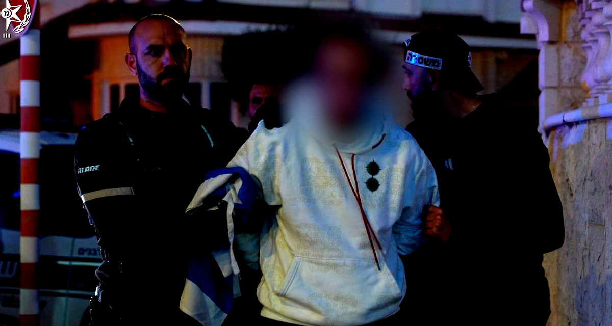 اعتقال شاب من اللد بشبهة رسم علم فلسطين على مبنى البلدية