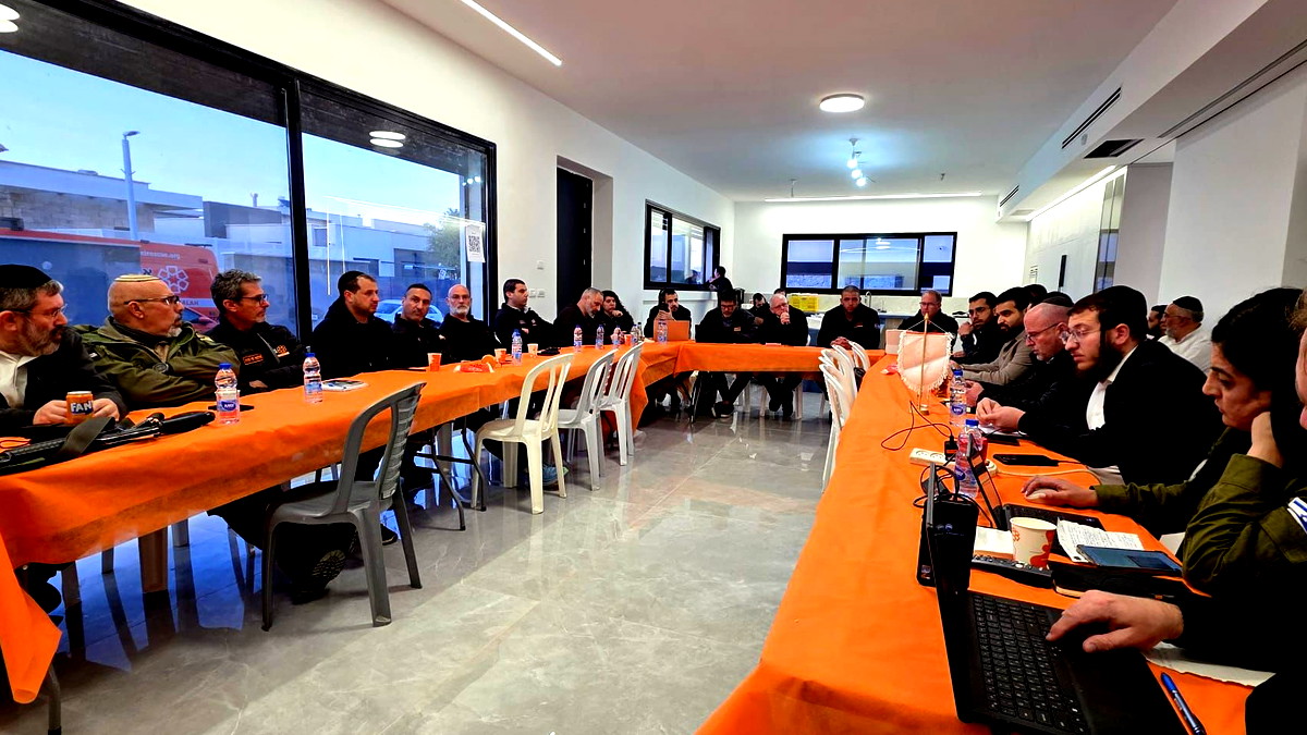 استعدادات قياسية في الشمال- إدارة اتحاد الإنقاذ تعقد تقييمًا خاصًا للوضع وتمرينًا مفاجئًا لطواقم الإسعاف في المجمع العملياتي الذي افتتحه التنظيم 