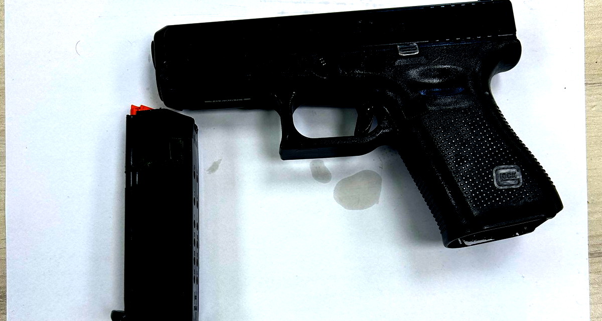 عرعرة النقب: اتهام قاصر بحيازة سلاح بعد محاولته إخفائه وعرقلة التحقيق