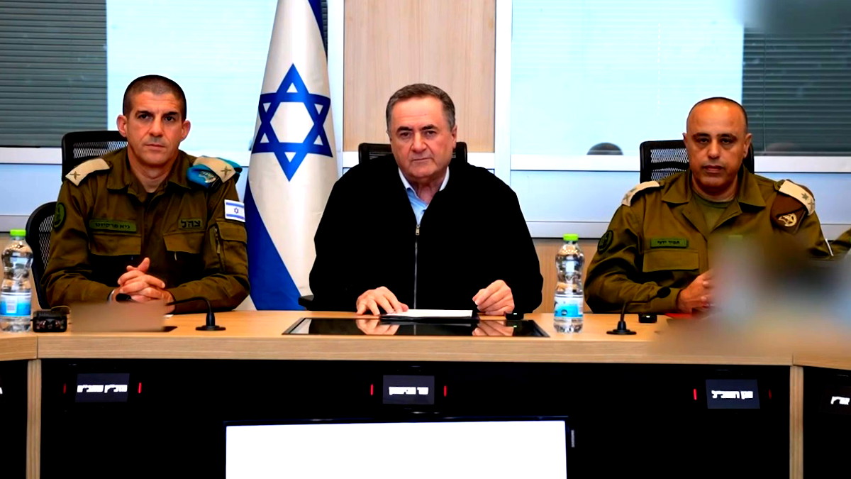 كاتس يحذر الحكومة اللبنانية: الجيش الإسرائيلي يستعد لتوسيع عملياته في لبنان لحماية بلدات الشمال