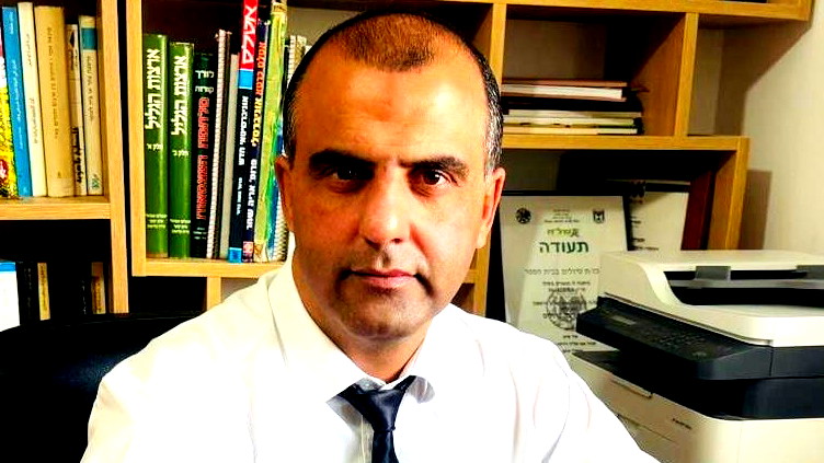 مضيق هرمز: الجغرافيا- التاريخية لممر استراتيجي عالمي.