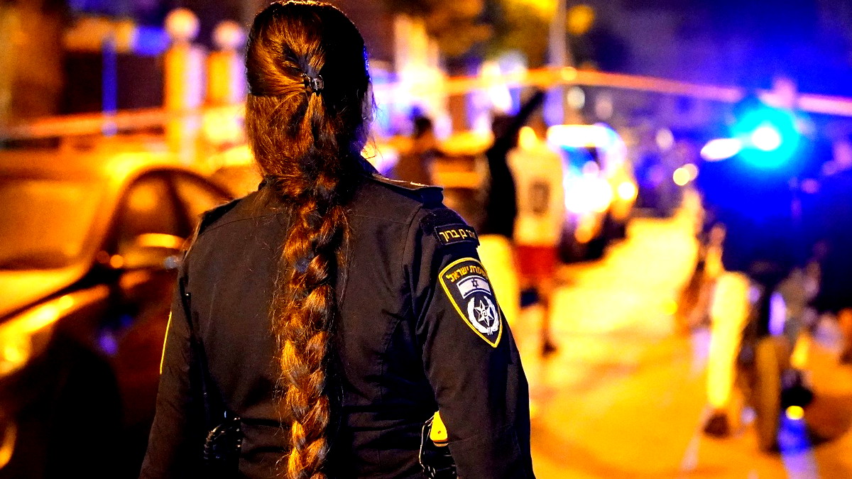 إصابة 3 أشخاص برصاص الشرطة خلال تدخلها لفض شجار عائلي في حي سلوان بالقدس