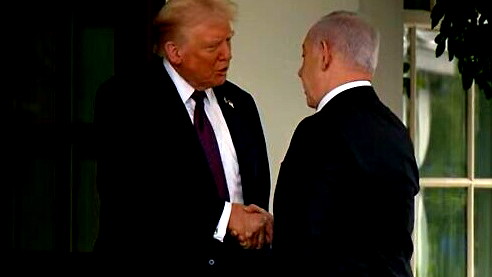 إسرائيل تُقدر: ترامب ليس قريباً من إصدار أمر بإنهاء الحرب