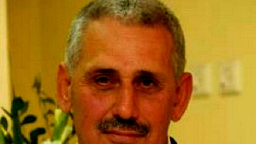 أبي ...  ما زلْتَ تُعطّرُ الذّاكرة