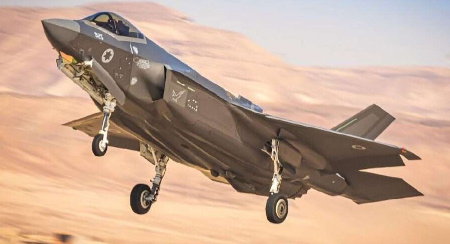 نجاة مقاتلة إسرائيلية من محاولة إسقاط في سماء إيران.. وتأهب لسيناريوهات 