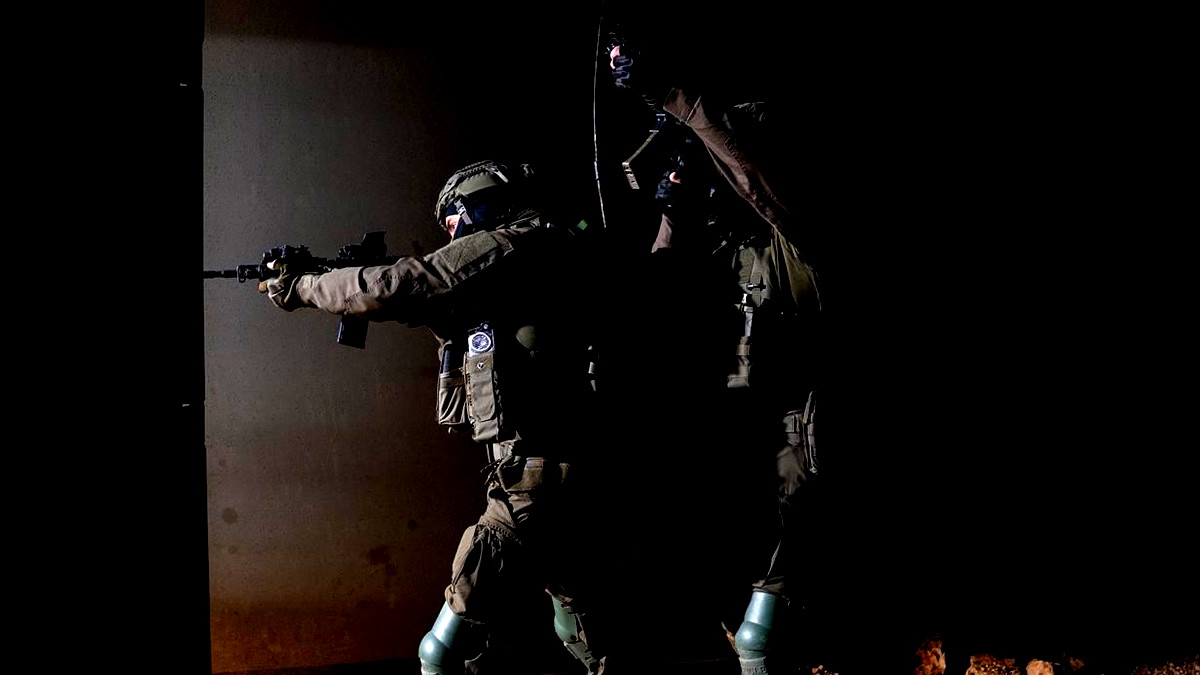 تقرير لـ أكسيوس: مقترح فرنسي لإنهاء الحرب في الشمال يتضمن بنداً لـ اعتراف لبنان بإسرائيل