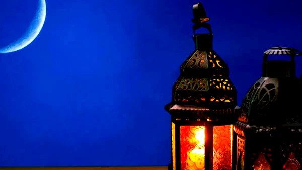 السعودية تدعو إلى تحري هلال شوال في هذا الموعد