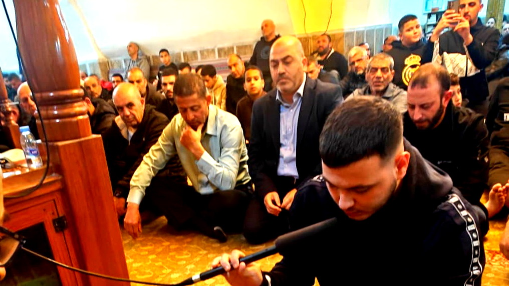 ليلة القدر تحتفي بحافظ جديد لكتاب الله في فرقان سخنين