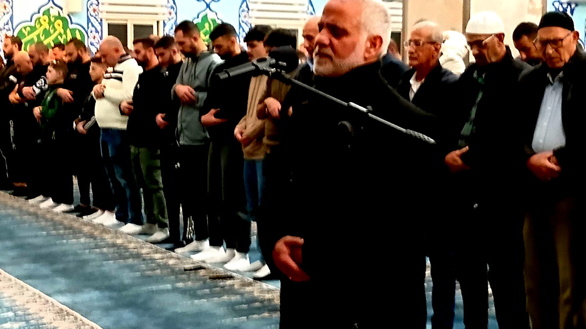 إحياء ليلة القدر في مسجد الرحمن ببلدة دير حنا وسط مشاركة واسعة وأجواء إيمانية