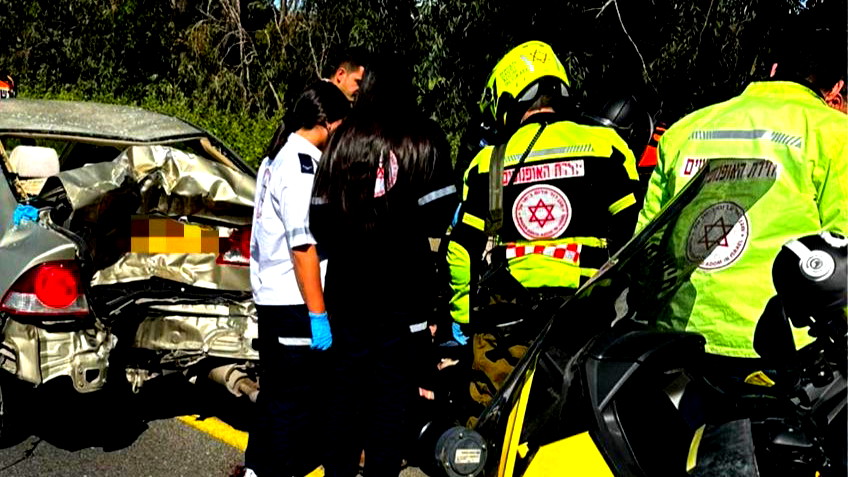 إصابتان إحداها حرجة من جرّاء حادث طرق مروّع وقع على شارع 57 في مركز البلاد