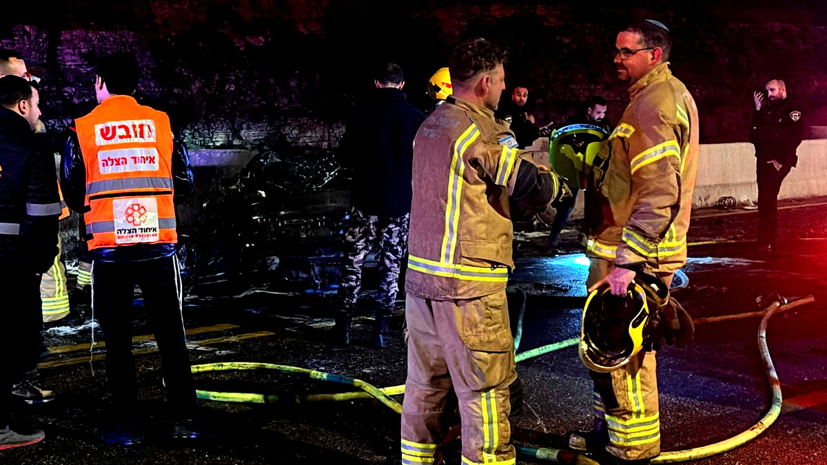 حادث طرق مروع على شارع 60: مصرع سائق مركبة وإصابة 4 أشخاص آخرين