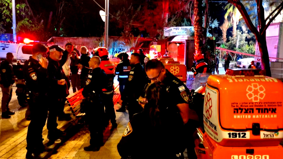 إصابة رجلين بجراح خطيرة إثر جريمة إطلاق نار في جنوب تل أبيب