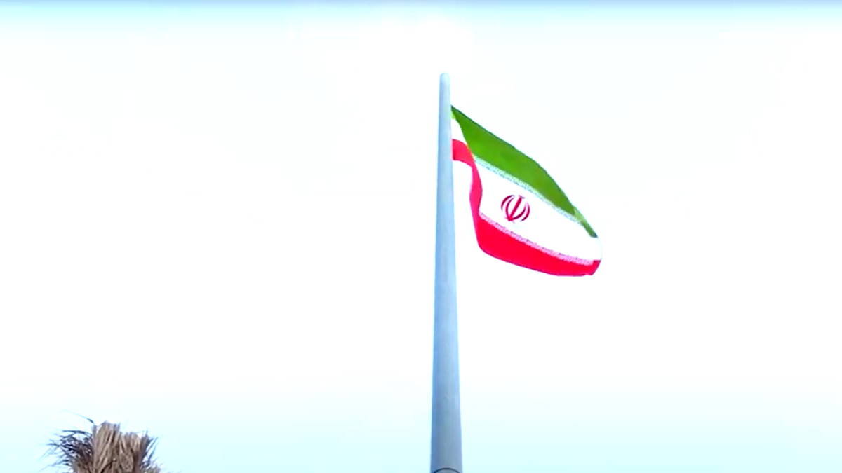 إيران: الجيش يرفع مستوى الردع ويعلن استخدام أسلحة متطورة في الأيام المقبلة من الحرب