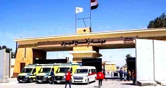 فتح معبر رفح لأول مرة منذ حرب إيران مع عودة دفعة جديدة من الفلسطينيين بعد إنهاء علاجهم في مصر