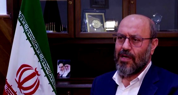  إعلام إيراني: تعيين حسين دهقان أمينًا للمجلس الأعلى للأمن القومي الإيراني خلفًا للاريجاني   