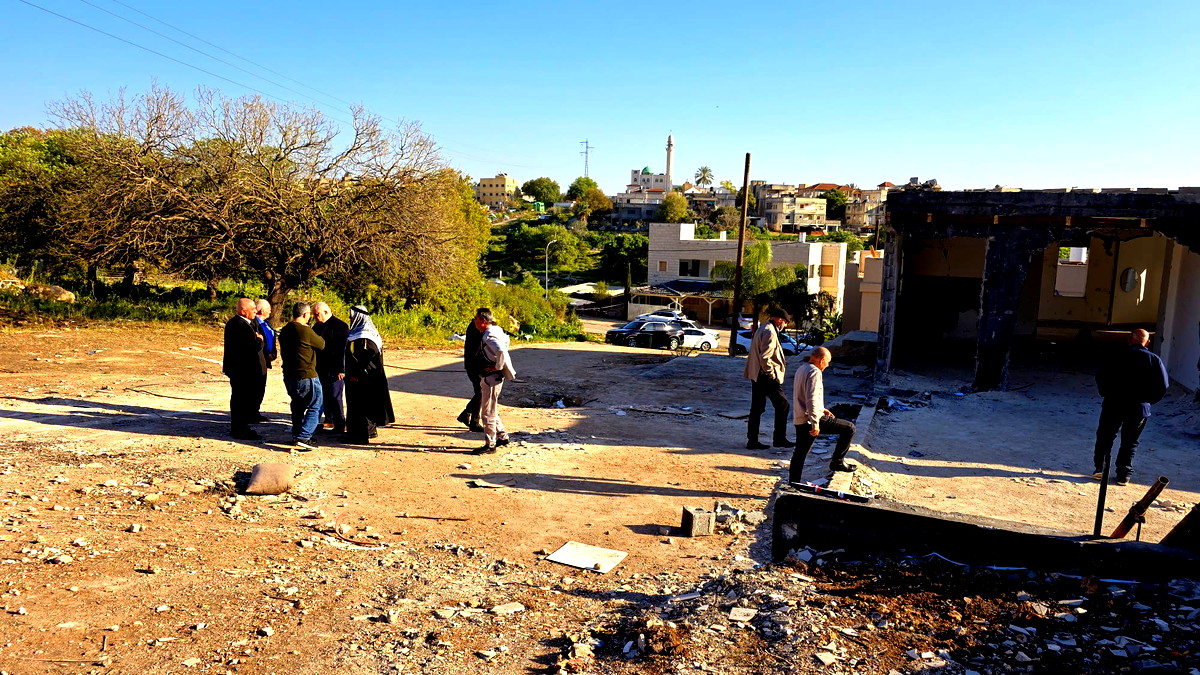 بعد سقوط الصاروخ.. منتدى عزوتنا يزور الزرازير وعرب الغريفات ويعزز التضامن المجتمعي