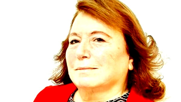 موشحات للأُم     القلبُ يا اللّي أَحَبَّني     بقلم : أسماء طنوس المكر