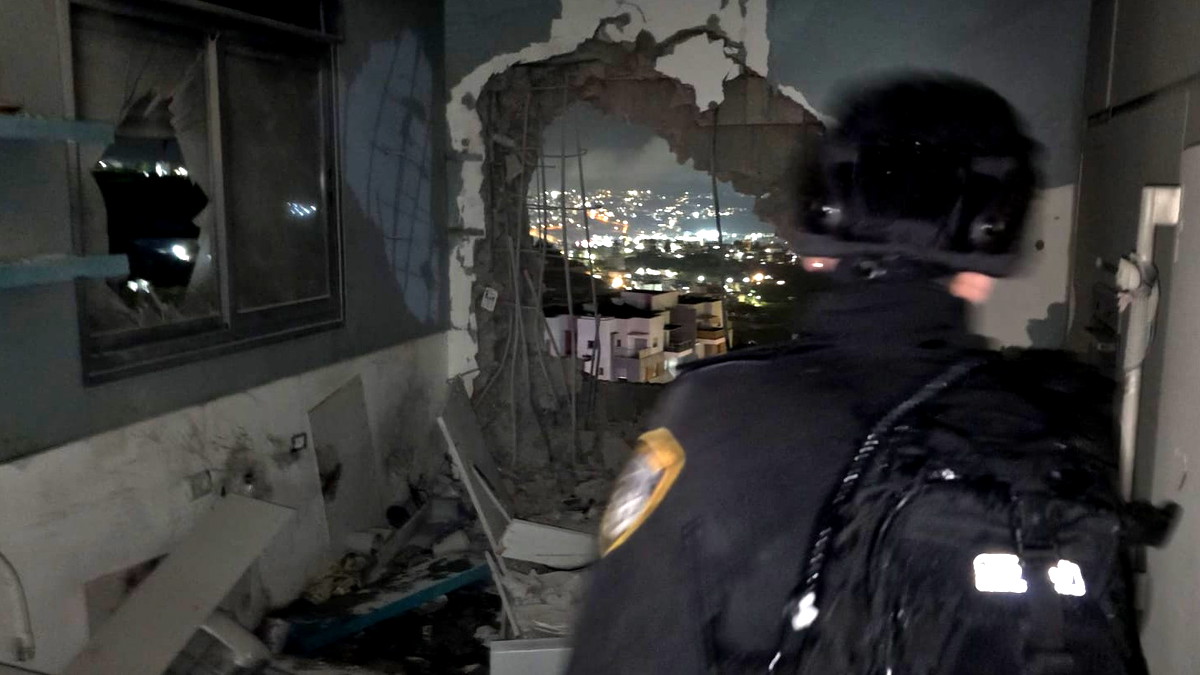 تحديث من مستشفى نهاريا: استقبال 24 إصابة طفيفة وهلع من معالوت ترشيحا بعد سقوط صواريخ