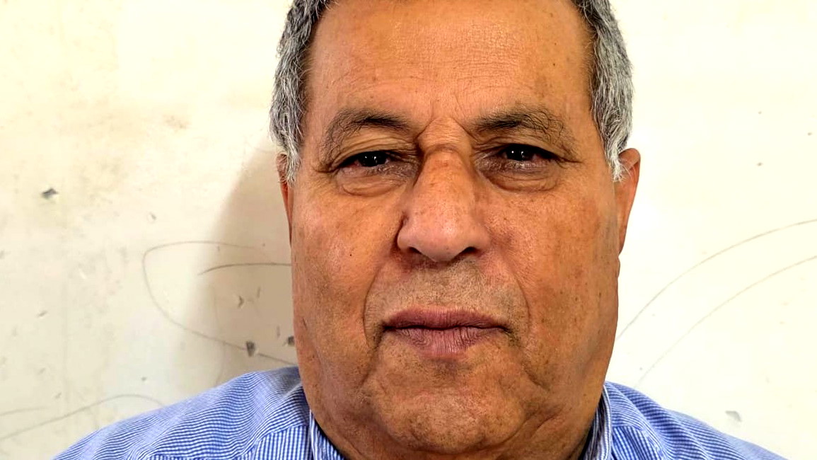 ادمان أحد الزوجين على الإنترنت قد يسبب التفكك الأسري