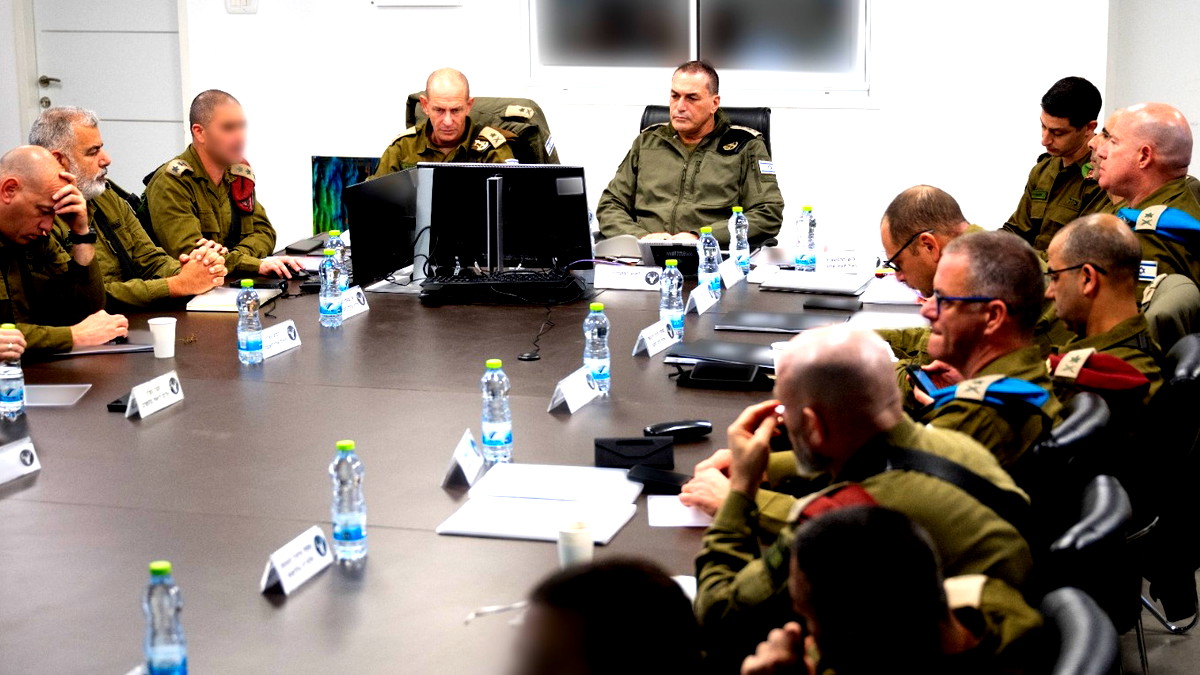 رئيس الأركان الإسرائيلي: تحضيرات لحملة برية واسعة ضد "حزب الله" في جنوب لبنان