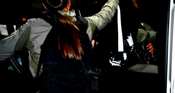 اعتقال شابة (20 عامًا) من جلجولية بشبهة سرقة مركبة في مدينة القدس وارتكاب مخالفات سير