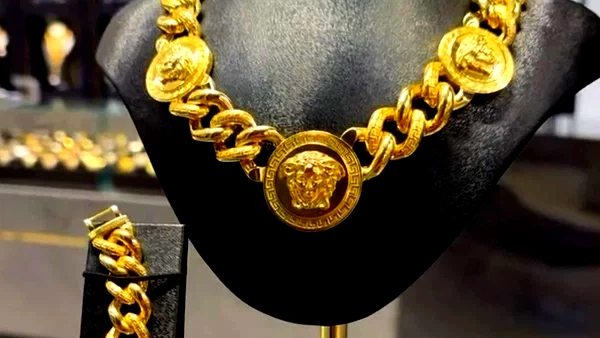 الذهب يتراجع بشكل حاد مع ارتفاع أسعار الفائدة وضغوط التضخم