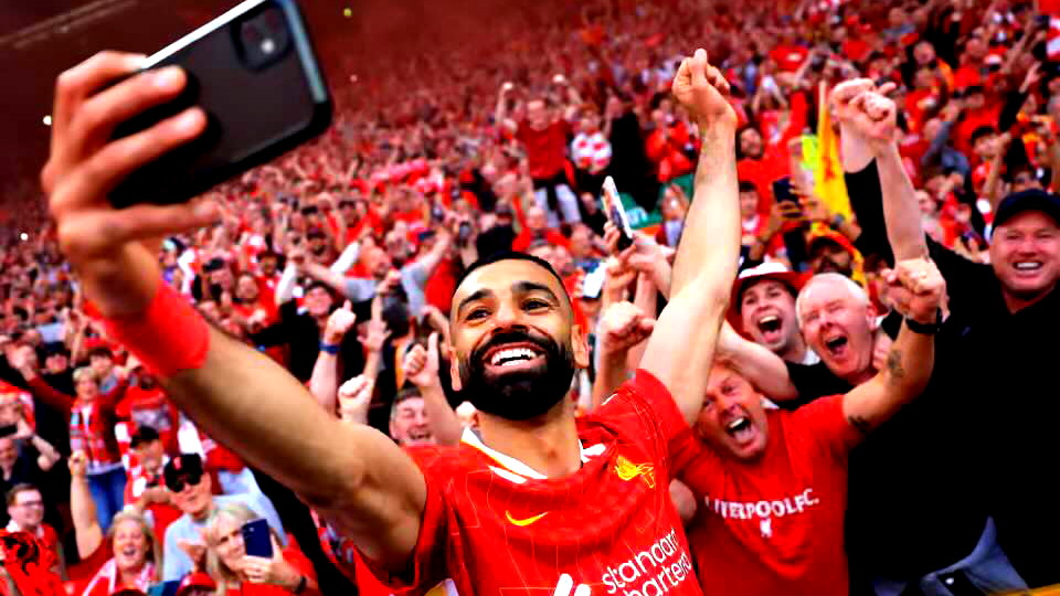 3 أندية ترغب بضم محمد صلاح بعد إعلانه مغادرة ليفربول الإنجليزي