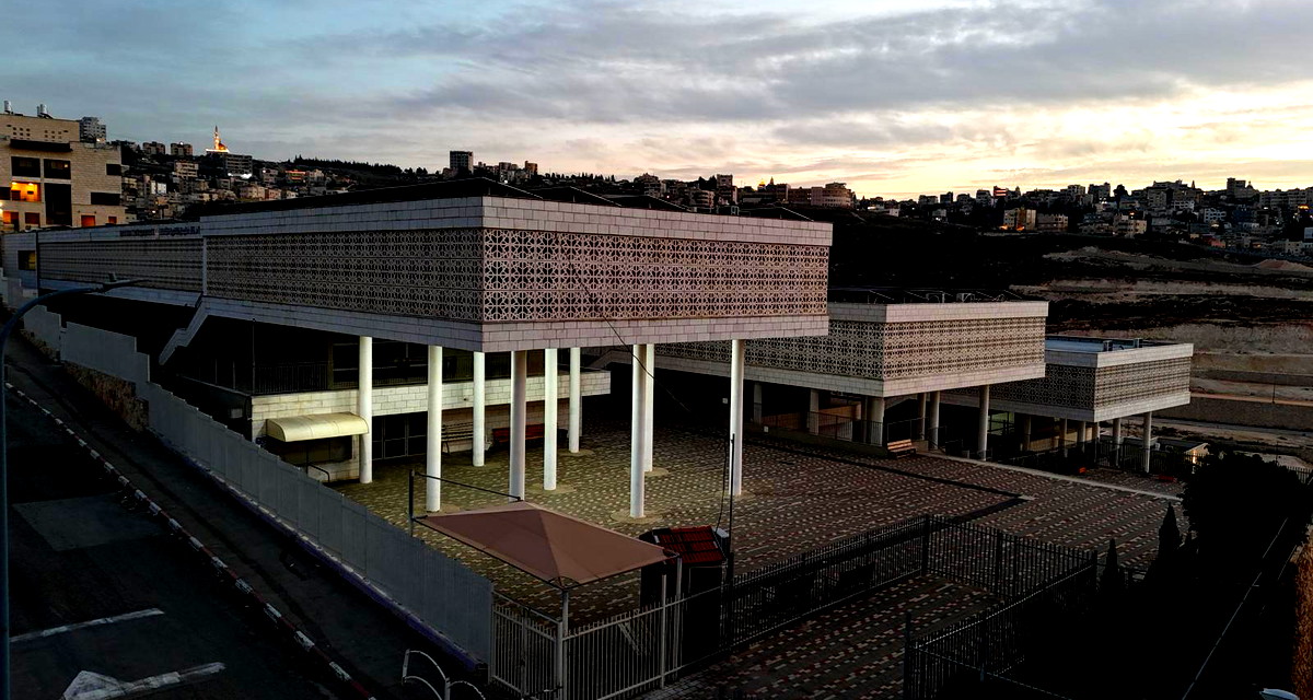 مدرسة خالد سليمان الثانوية في الناصرة  تحقق إنجازا لافتا في استحقاق البجروت بنسبة 90% وتتصدر مدارس الناصرة