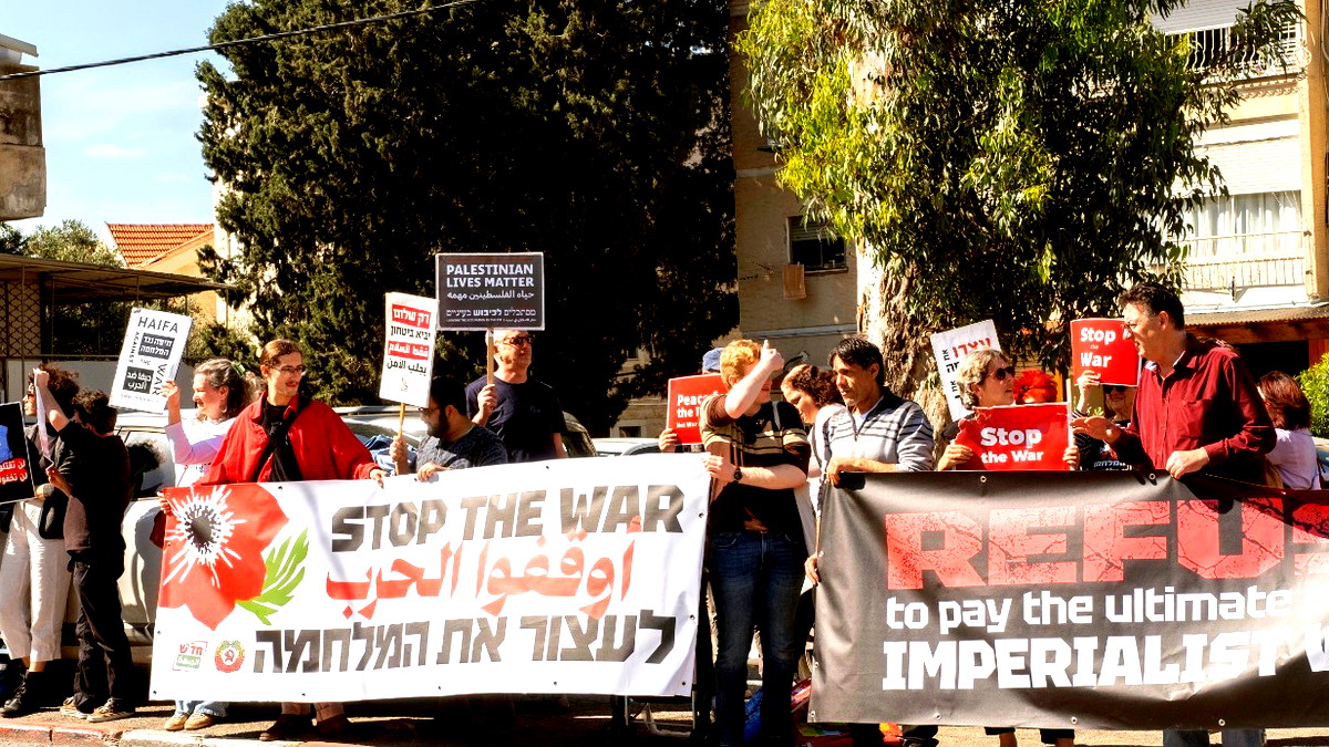 تصعيد في الاحتجاجات خلال الحرب: عشرات المظاهرات ضد الحرب وعودة الاحتجاجات ضد الانقلاب القضائي