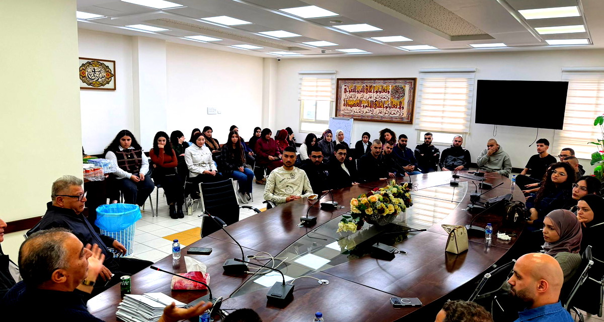 بلدية كفرقرع: توزيع منح دراسية لطلاب الجامعات  