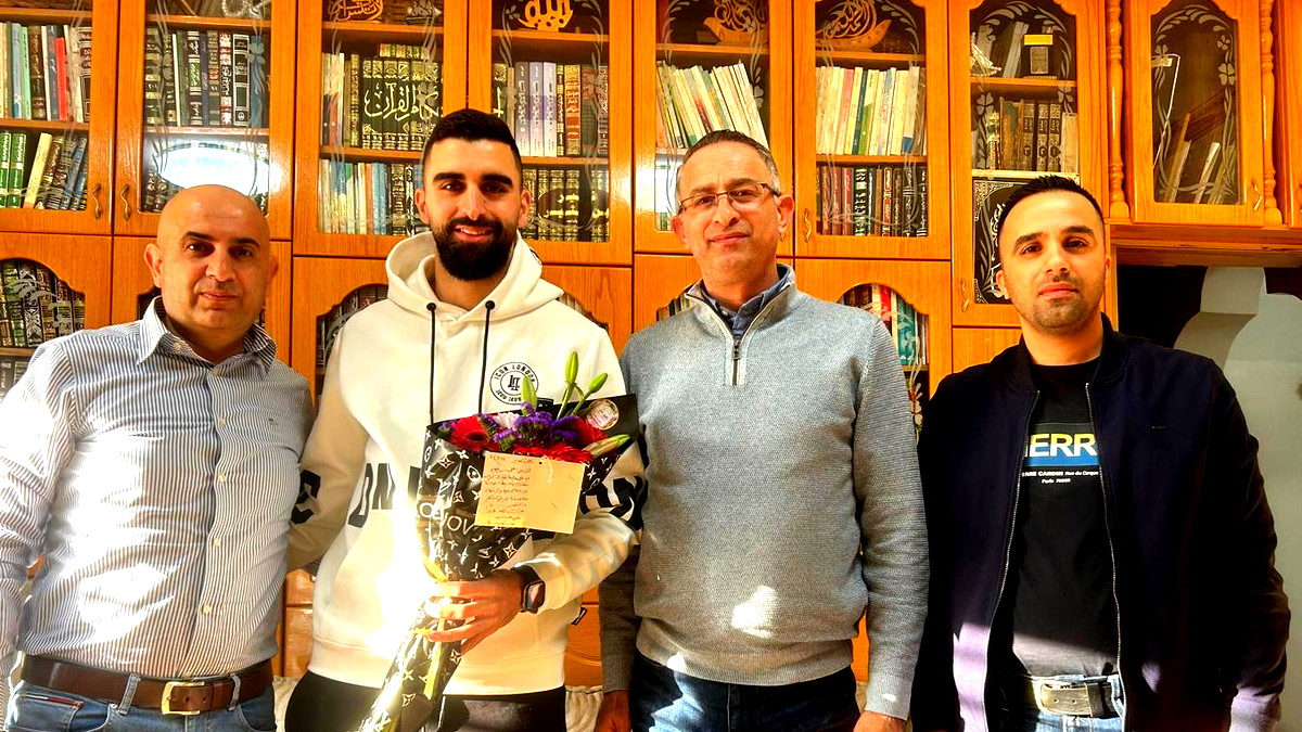 إدارة مدرسة منارات التكنولوجية طرعان تكرّم طاقمها في بيوتهم خلال حالة الطوارئ