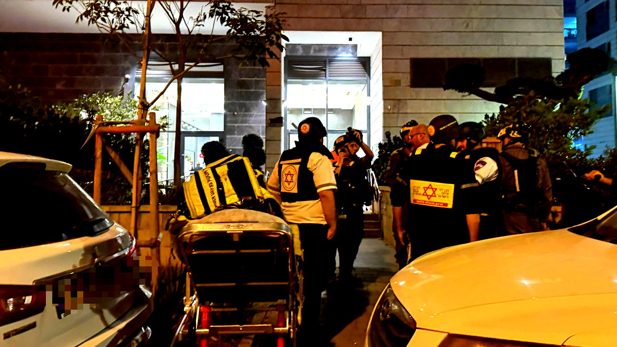 هجوم صاروخي متزامن من إيران واليمن يستهدف مناطق واسعة