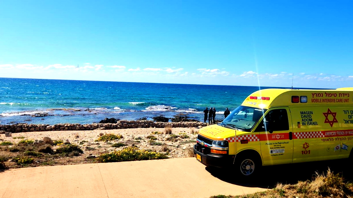 مصرع رجل عقب تعرضه للغرق في أحد شواطئ تل أبيب