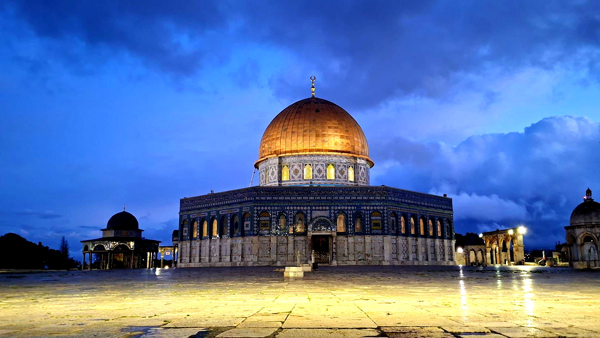  الطيبي : قرار المحكمة العليا بشأن التظاهرات يثبت مجددًا : القيود في الأقصى سياسية عنصرية بحتة"