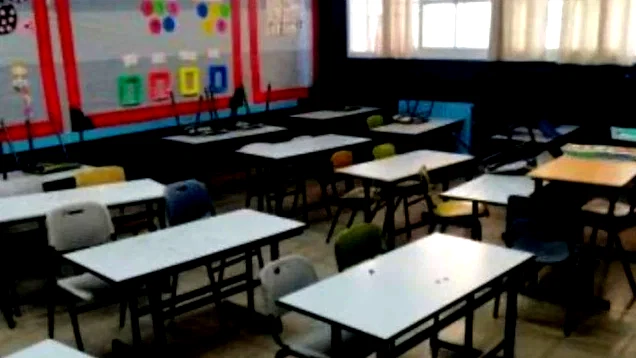 وزارة المالية تدفع بقانون طارئ لتغيير عطلة المعلمين وتعويضها بالصيف