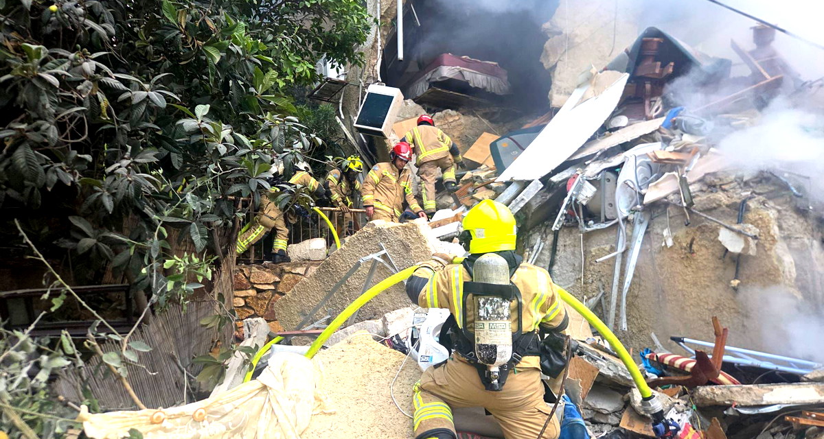 العثور على جثتين تحت أنقاض مبنى في حيفا إثر هجوم إيراني استهدف المكان أمس الأحد