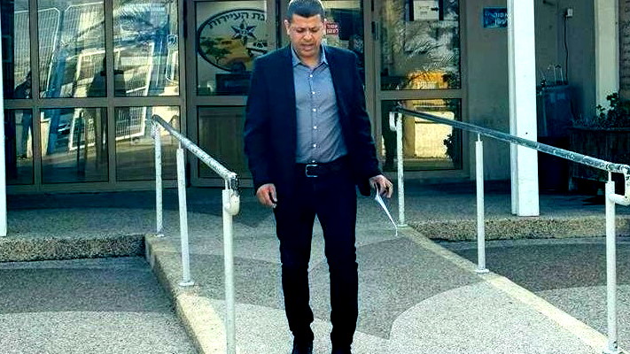 النائب وليد الهواشلة يطالب بفتح أبواب الأقصى فورًا أمام المصلين المسلمين