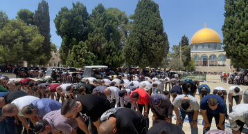 القدس: إعادة فتح الأماكن المقدسة للجمهور غداً 