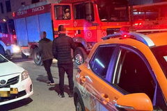 قلنسوة: إصابة 3 أشخاص بحالات اختناق إثر اندلاع حريق في شقة سكنية