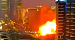 تصعيد واسع: هجمات متزامنة بمسيرات إيرانية تطال السعودية والكويت، وأنباء عن استهداف منشآت في دبي 