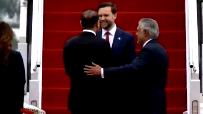 "فوكس نيوز": المحادثات الإيرانية الأمريكية مددت حتى يوم الأحد