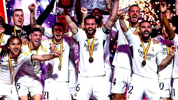 مفاجأة.. بيريز يخطط لإعادة كروس إلى ريال مدريد