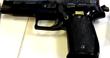 اتهام شاب (26 عامًا) من كفركنا بعد ضبط سلاح مخبأ داخل منزل