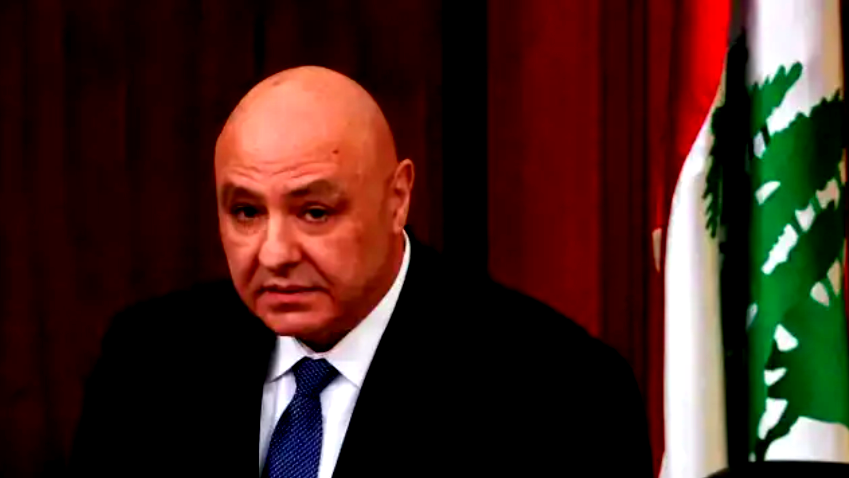 الرئيس اللبناني:  المفاوضات لا تعني التفريط بالحق.. لن أسمح بموت أي لبناني من أجل مصالح الآخرين