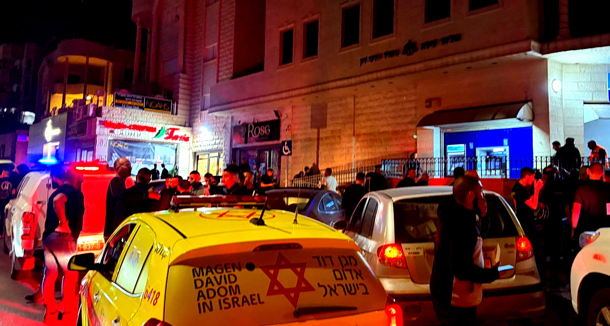 كفر قاسم: إصابة شاب (25 عاماً) بجراح خطيرة وغير مستقرة إثر تعرضه لإطلاق نار